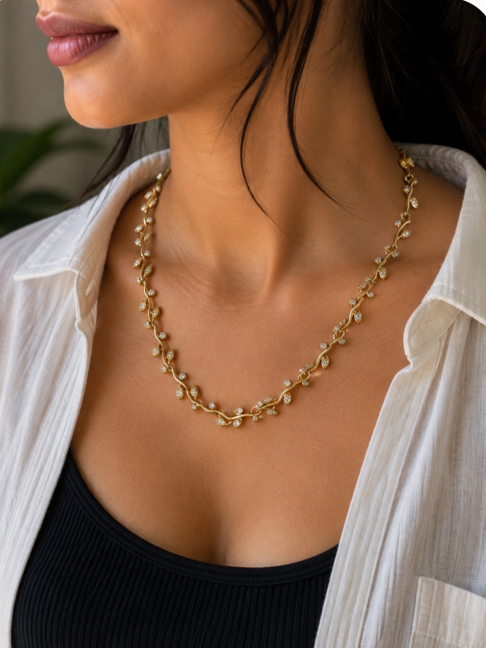 Elegant Gold Leaf Bracelet-Style Necklace in Gold